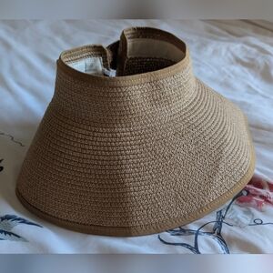 Elegant Tan Sun Visor